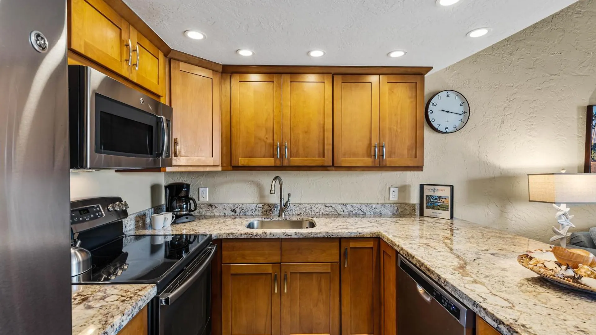 Papakea D401 Villa Kahana